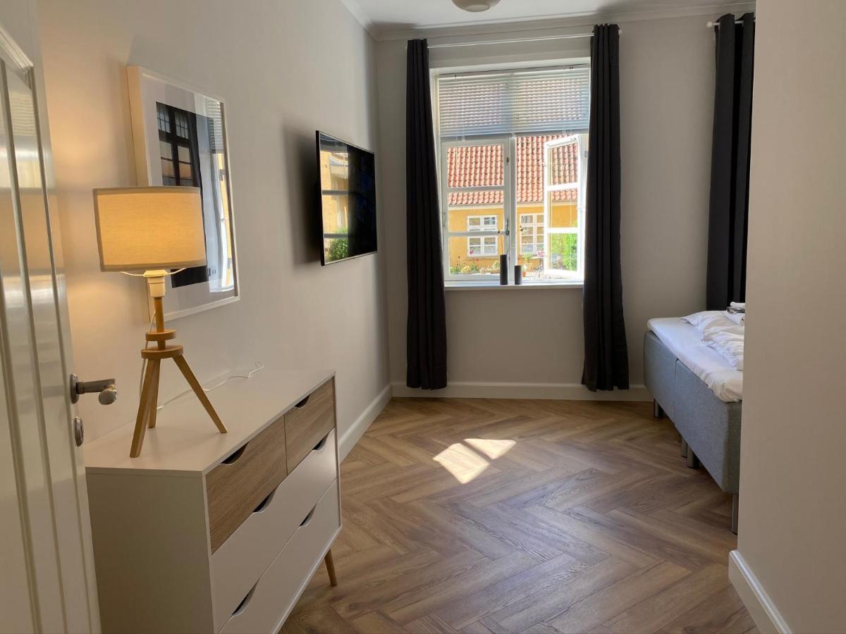 The Old Mill - By The Lake - 2 Bedroom Apartment Круса Екстер'єр фото